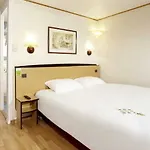 Campanile Clermont-ferrand Sud Hotel 3*