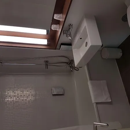 克莱蒙费朗 ～ 伊苏瓦尔钟楼酒店