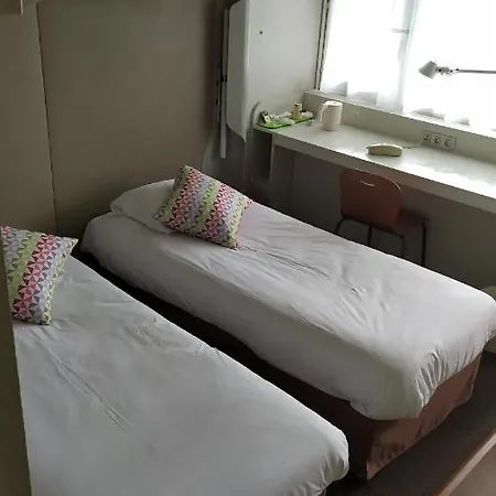 Campanile Clermont-ferrand Sud Отель 3*