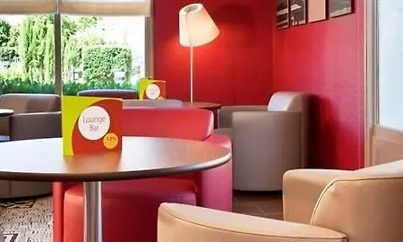 Campanile Clermont-ferrand Sud 3*