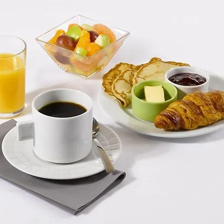 克莱蒙费朗 ～ 伊苏瓦尔钟楼酒店 酒店 3*