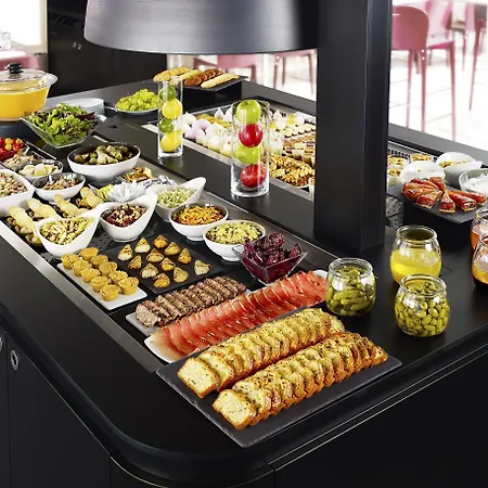 酒店 克莱蒙费朗 ～ 伊苏瓦尔钟楼酒店 3*