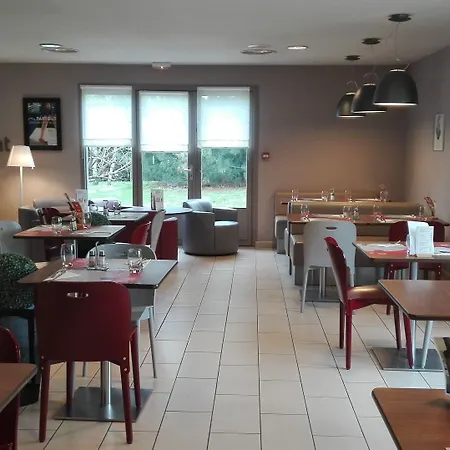 Campanile Clermont-ferrand Sud Hotel 3*