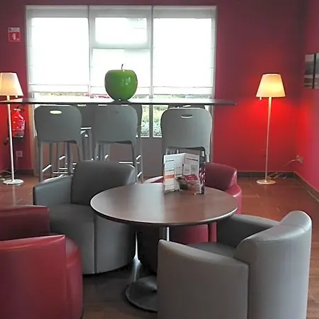 Hotel Campanile Clermont-ferrand Sud 3*