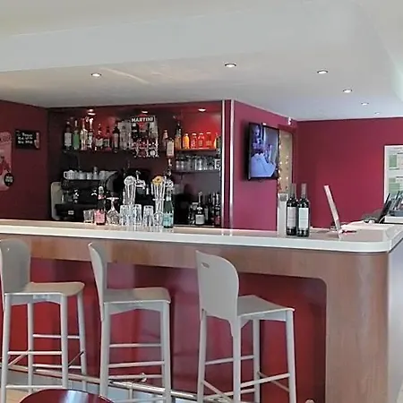 Campanile Clermont-ferrand Sud Hotel 3*