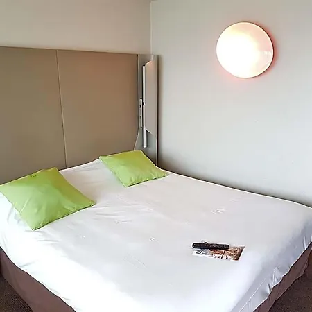 Hotel Campanile Clermont-ferrand Sud 3*
