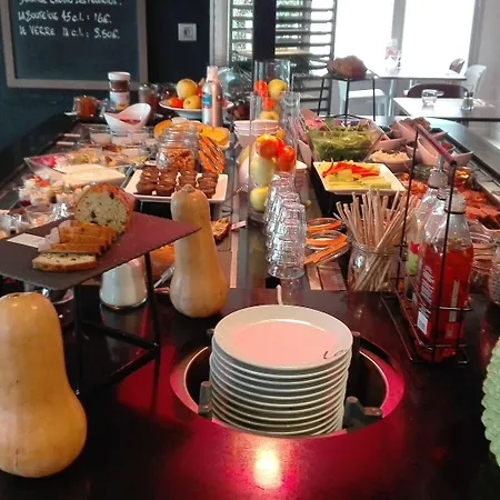Campanile Clermont-ferrand Sud Hotel 3*