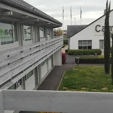 克莱蒙费朗 ～ 伊苏瓦尔钟楼酒店 酒店 3*