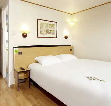 克莱蒙费朗 ～ 伊苏瓦尔钟楼酒店 酒店 3*