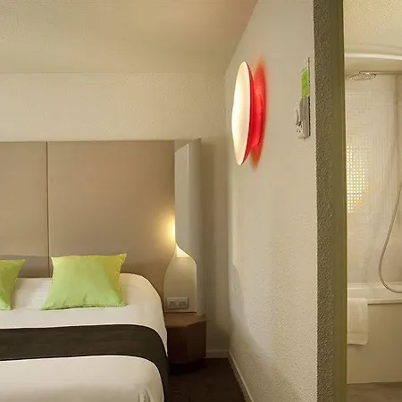 Campanile Clermont-ferrand Sud Hotel 3*